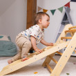 Eine tolle Ergänzung zum Pikler-Dreieck S Das Rutschbrett ist auf einer Seite glatt und kann als Rutsche verwendet werden.