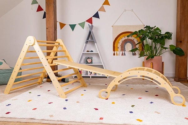 Kletterset Pikler M mit Montessori-Schaukel